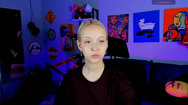 MaoqiBeverly online show from March 2026 11:11:02 AM