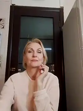 Snapshot of MichelleSolis chatting on March 2026 08:15:02 PM MichelleSolis online show from March 2026 08:15:02 PM