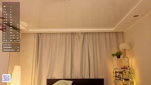 LeanneDinkle online show from April 2026 04:09:02 AM