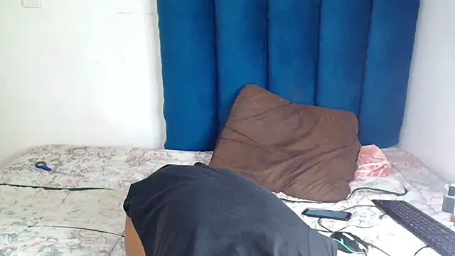 Snapshot of SexyyMandy chatting on May 2026 02:45:01 PM SexyyMandy online show from May 2026 02:45:01 PM