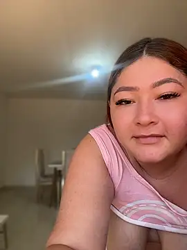 Snapshot of Rouse-Antonella_ chatting on June 2026 03:01:02 PM Rouse-Antonella online show from June 2026 03:01:02 PM