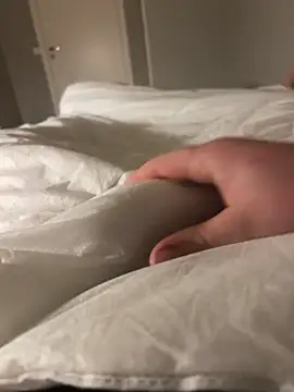 Snapshot of siisidjfjfjdj chatting on February 2026 05:41:01 AM siisidjfjfjdj online show from February 2026 05:41:01 AM