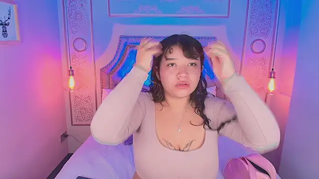 Snapshot of Honny_Blaice_ chatting on February 2026 12:06:01 PM Honny Blaice online show from February 2026 12:06:01 PM