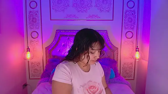 Snapshot of Honny_Blaice_ chatting on February 2026 11:42:02 AM Honny Blaice online show from February 2026 11:42:02 AM