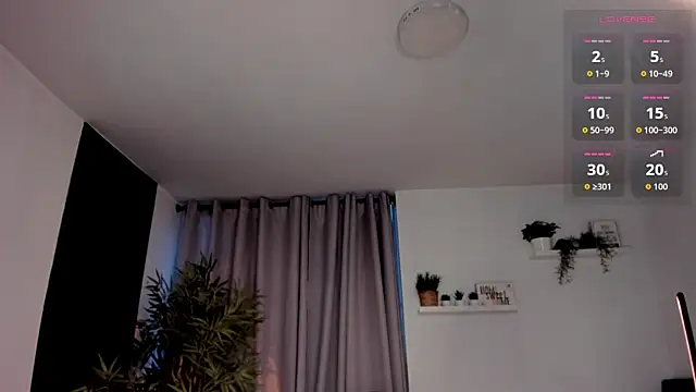 Snapshot of moonhelen chatting on July 2026 11:21:02 PM moonhelen online show from July 2026 11:21:02 PM