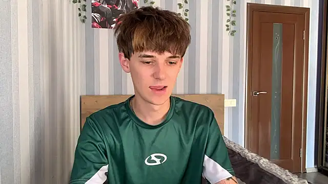 Sweet Dude online show from August 2026 02:05:02 PM