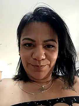 Snapshot of Dafne_77 chatting on February 2026 03:05:01 PM Dafne 77 online show from February 2026 03:05:01 PM