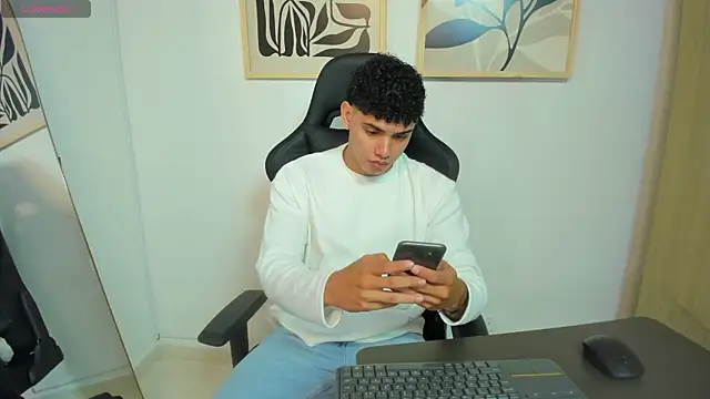 Snapshot of justin_payn14 chatting on May 2026 11:51:01 AM justin payn14 online show from May 2026 11:51:01 AM