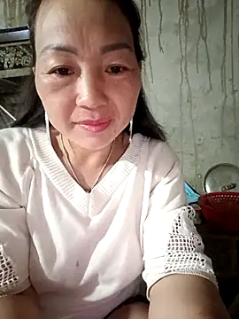 baby 112233 online show from April 2026 12:11:02 AM