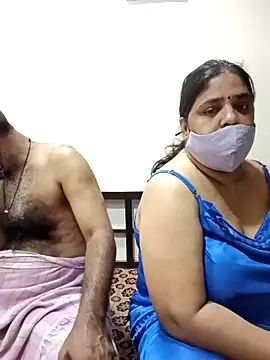 HoneyHush online show from April 2026 05:51:02 AM