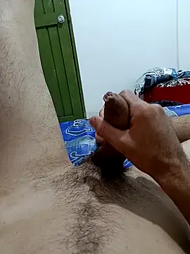 Snapshot of elvergon8721 chatting on March 2026 01:22:02 AM elvergon8721 online show from March 2026 01:22:02 AM