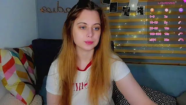 Snapshot of Alice_Wanderr chatting on February 2026 02:23:01 AM Alice Wanderr online show from February 2026 02:23:01 AM