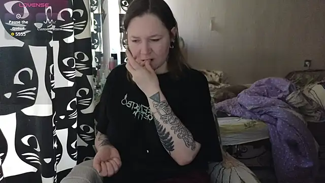 Snapshot of Ozalin_ chatting on April 2026 09:34:02 AM Ozalin online show from April 2026 09:34:02 AM