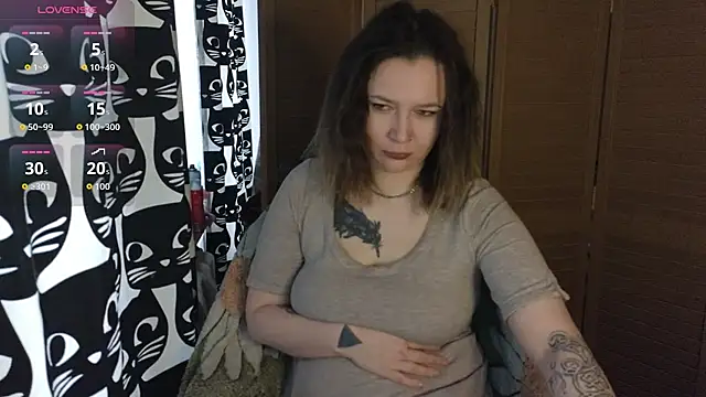 Snapshot of Ozalin_ chatting on June 2026 12:18:02 PM Ozalin online show from June 2026 12:18:02 PM