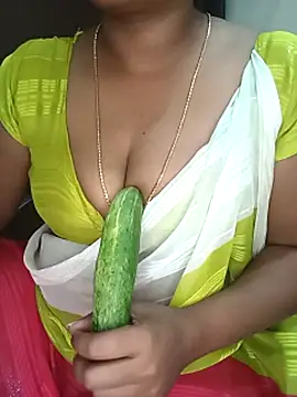 Snapshot of Chinnima143 chatting on March 2026 06:43:01 PM Chinnima143 online show from March 2026 06:43:01 PM