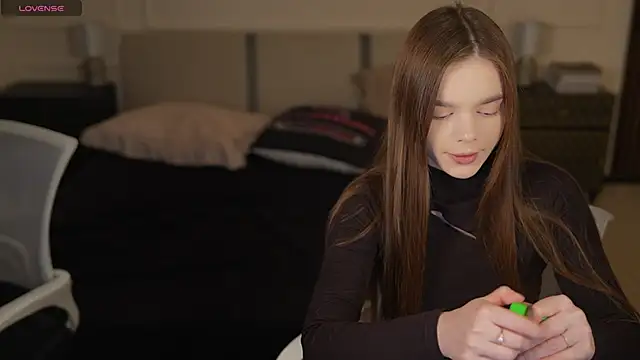 Zlata Sky online show from October 2025 06:50:02 PM