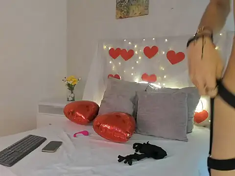 Snapshot of noah_lewiss chatting on February 2026 11:50:01 AM noah lewiss online show from February 2026 11:50:01 AM