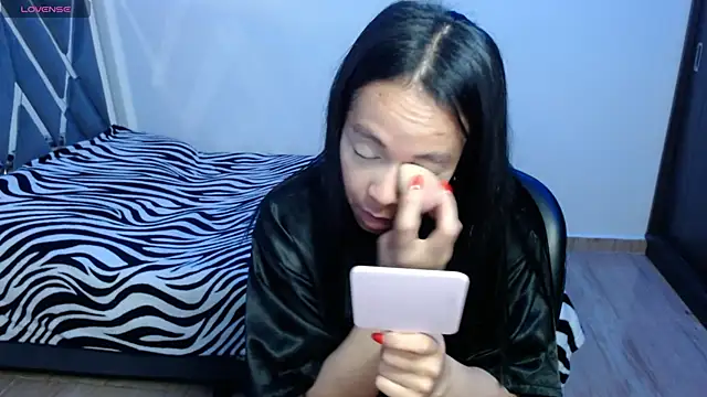 paula lopez   online show from April 2026 10:27:01 PM