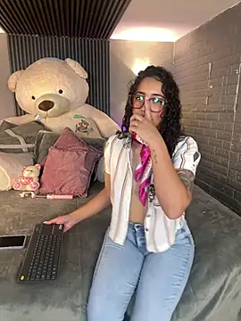 Magic ivone online show from March 2026 11:47:01 AM