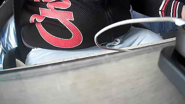 Snapshot of no-name15 chatting on February 2026 01:53:02 PM no-name15 online show from February 2026 01:53:02 PM