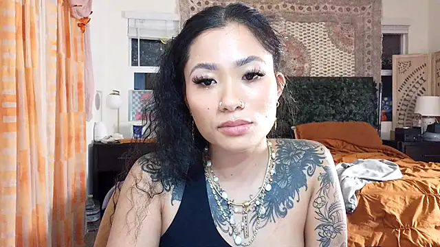 Snapshot of 222goddess444you chatting on February 2026 01:54:02 AM 222goddess444you online show from February 2026 01:54:02 AM