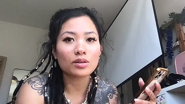 222goddess444you online show from April 2026 10:07:02 PM