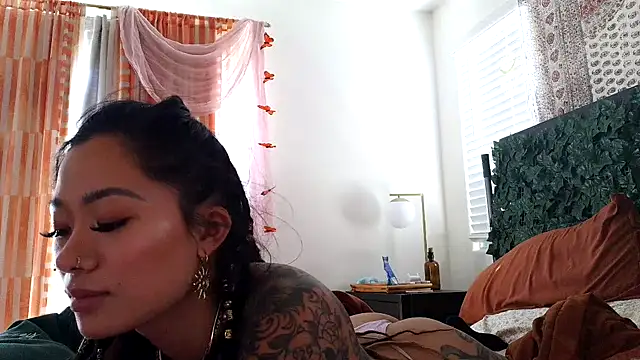 222goddess444you online show from April 2026 08:42:01 PM