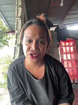 Snapshot of Queen-barbie chatting on February 2026 09:24:02 AM Queen-barbie online show from February 2026 09:24:02 AM