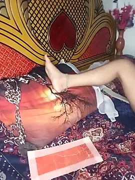 Snapshot of Rotna_begum chatting on May 2026 05:50:02 PM Rotna begum online show from May 2026 05:50:02 PM