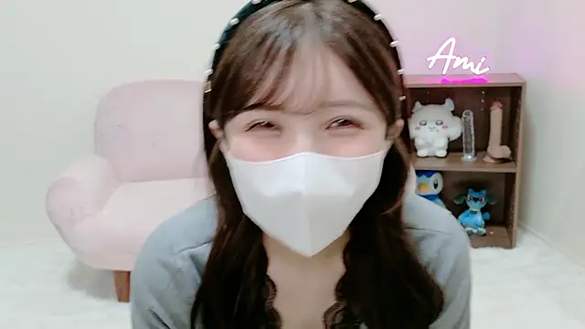 Snapshot of The_Ami_jp chatting on May 2026 10:11:01 AM The Ami jp online show from May 2026 10:11:01 AM