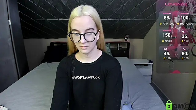 Snapshot of Naomi1Hinata chatting on February 2026 03:16:02 AM Naomi1Hinata online show from February 2026 03:16:02 AM