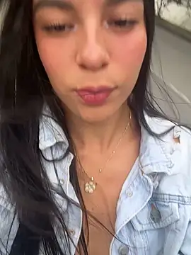 NaniBlossomX online show from March 2026 10:25:01 PM