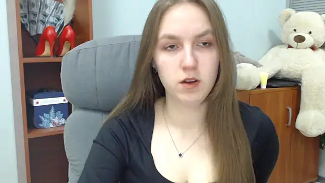 Snapshot of Nessi-Morris chatting on February 2026 07:12:02 AM Nessi-Morris online show from February 2026 07:12:02 AM