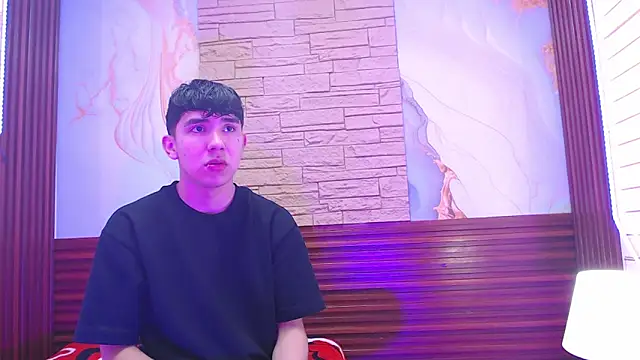 Snapshot of massimoferrera303av chatting on February 2026 06:35:01 PM massimoferrera303av online show from February 2026 06:35:01 PM