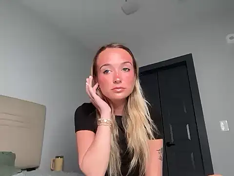 kelseyblu online show from March 2026 03:45:01 AM