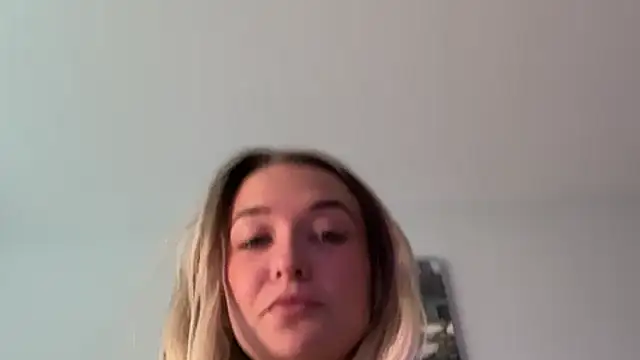 Snapshot of kelseyblu chatting on June 2026 11:07:01 PM kelseyblu online show from June 2026 11:07:01 PM