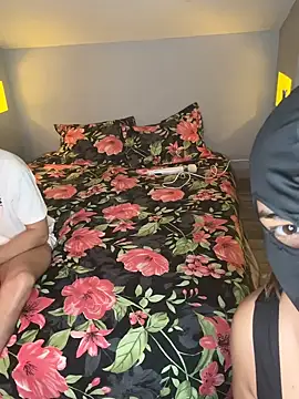 Snapshot of joujou95012 chatting on February 2026 10:02:02 PM joujou95012 online show from February 2026 10:02:02 PM