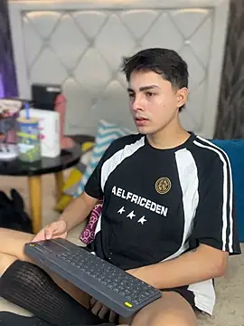 Samu Hott online show from March 2026 08:26:02 PM