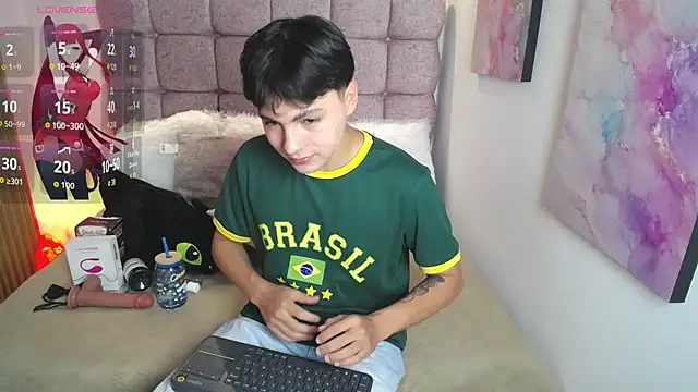 Snapshot of Samu_Hott chatting on June 2026 08:11:01 PM Samu Hott online show from June 2026 08:11:01 PM