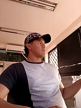 Snapshot of Andres28-2000 chatting on March 2026 08:46:02 PM Andres28-2000 online show from March 2026 08:46:02 PM