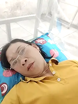 miko nyan2006 online show from April 2026 02:37:02 PM