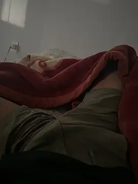 Snapshot of gold221298 chatting on February 2026 02:18:02 AM gold221298 online show from February 2026 02:18:02 AM