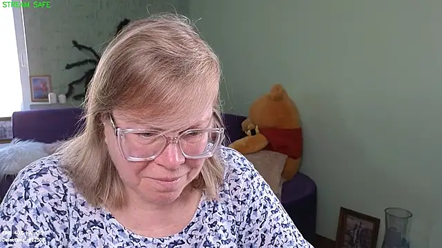 Emma Eclipsee online show from July 2026 11:34:02 AM