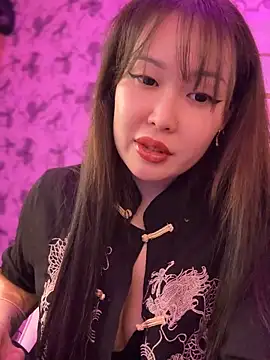 Snapshot of YukiiTYAN chatting on March 2026 02:44:01 PM YukiiTYAN online show from March 2026 02:44:01 PM