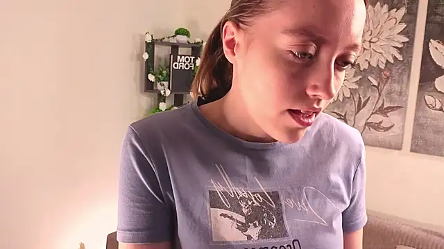 Snapshot of NenaWord chatting on February 2026 01:21:02 AM NenaWord online show from February 2026 01:21:02 AM