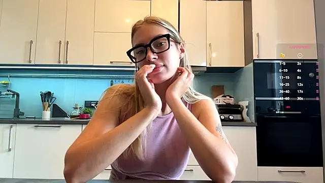 SoftnessMila online show from June 2026 01:18:02 AM