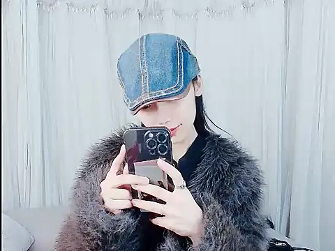 HUIZI8 online show from February 2026 12:44:02 PM