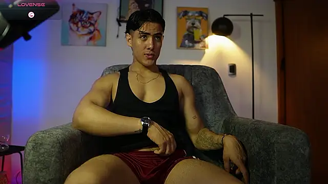 TaylerCross  online show from March 2026 12:55:01 PM