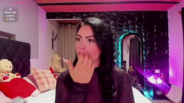 Snapshot of LINDA_BLER chatting on February 2026 06:47:02 PM LINDA BLER online show from February 2026 06:47:02 PM