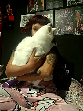 GingerLara online show from March 2026 01:55:02 AM